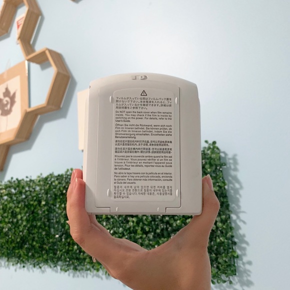 Fujifilm Instax Share SP-1 Instant Film Printer - Picture 3 of 8